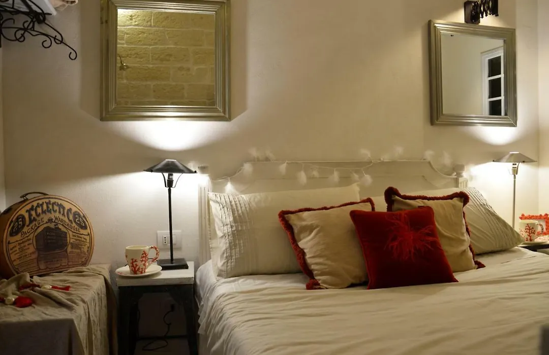 Marè Rooms Bari old town center-1